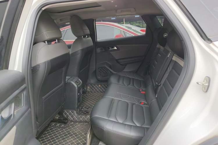 Used Citroen C5 X 2021 1.6T Enjoy the Extraordinary Left Rear Seat