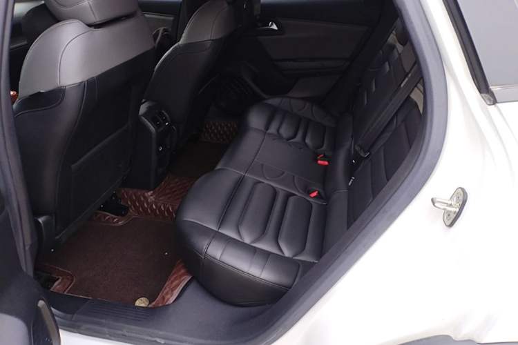 Used Citroen C5 X 2021 1.6T Impressive Edition Left Rear Seat
