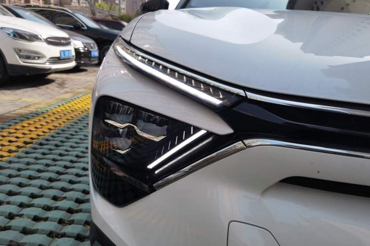 Used Citroen C5 X 2021 1.6T Enjoy the Extraordinary Right Front Headlight