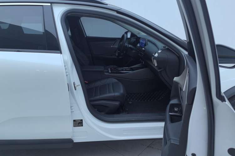 Used Citroen C5 X 2021 1.6T Enjoy the Extraordinary Right Front Seat