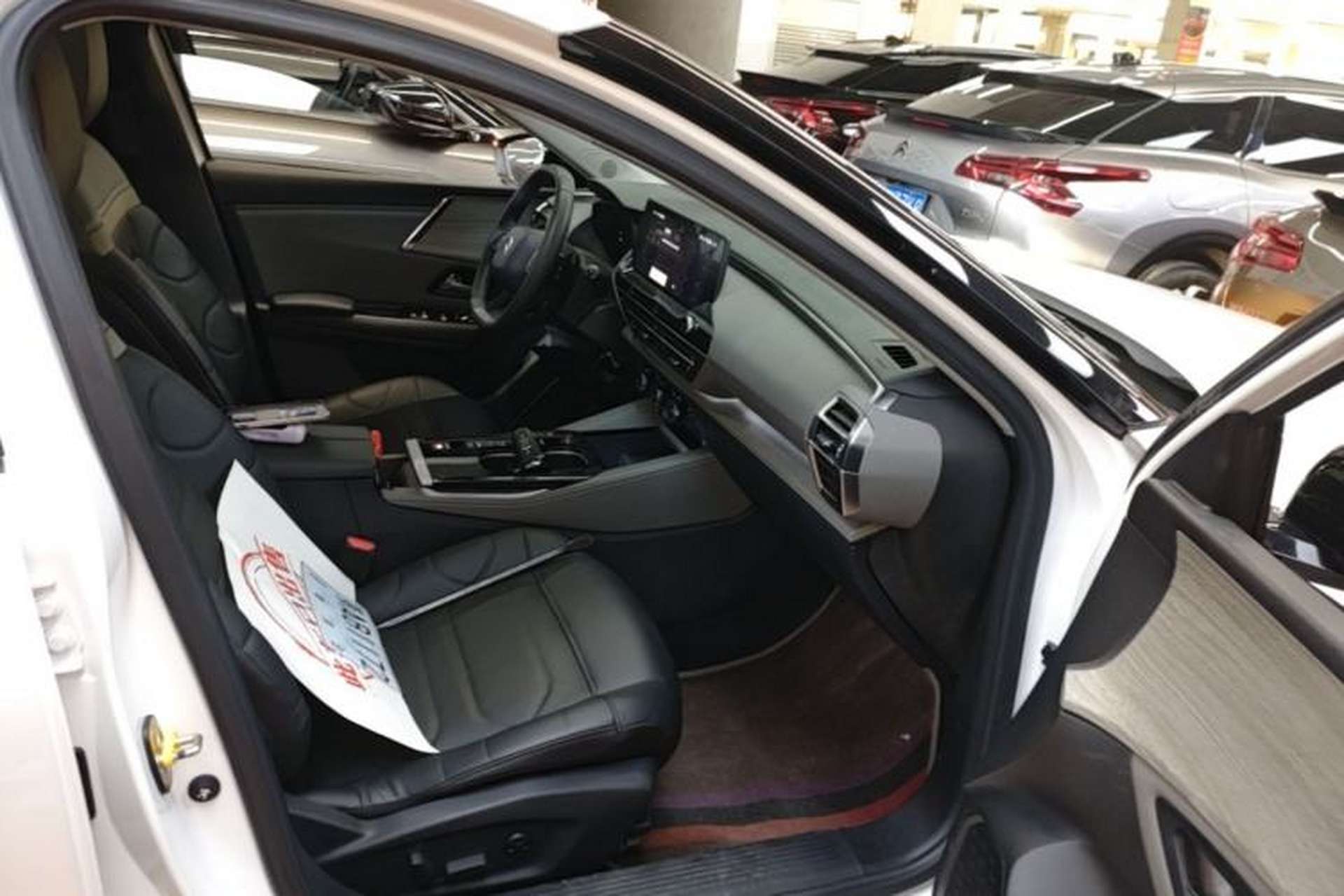 Used Citroen C5 X 2021 1.6T Ignite the Extraordinary Right Front Seat