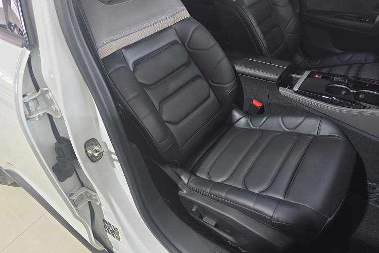 Used Citroen C5 X 2021 1.6T Enjoy the Extraordinary Right Front Seat