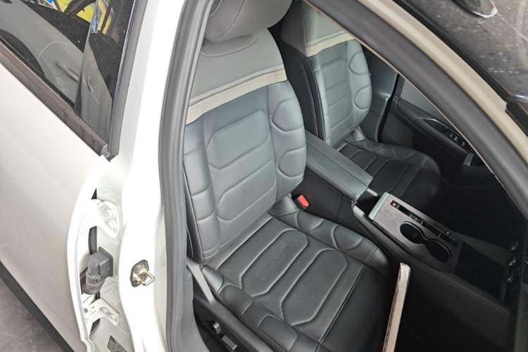 Used Citroen C5 X 2021 1.6T Ignite the Extraordinary Right Front Seat