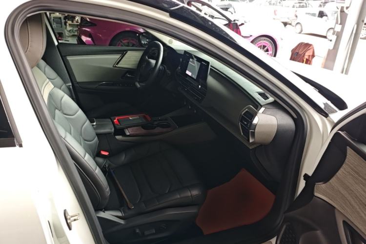 Used Citroen C5 X 2021 1.6T Ignite the Extraordinary Right Front Seat