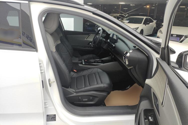Used Citroen C5 X 2021 1.6T Impressive Edition Right Front Seat