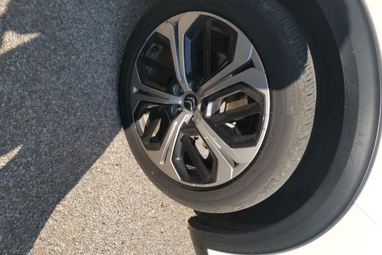 Used Citroen C5 X 2021 1.6T Enjoy the Extraordinary Right Front Wheel Hub