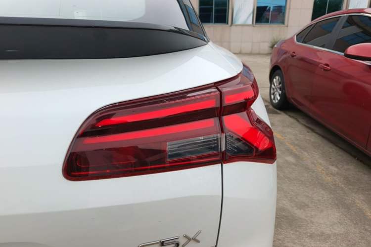 Used Citroen C5 X 2021 1.6T Enjoy the Extraordinary Right Rear Taillight