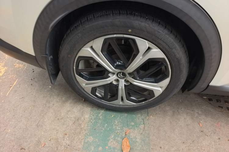 Used Citroen C5 X 2021 1.6T Enjoy the Extraordinary Right Rear Wheel Hub