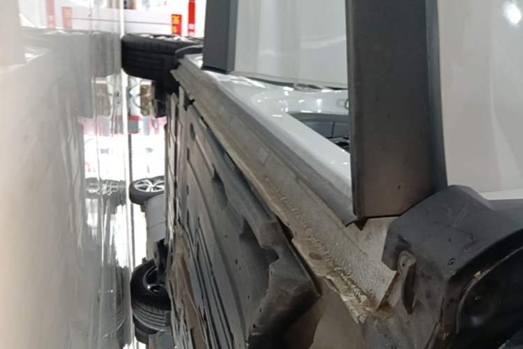 Used Citroen C5 X 2021 1.6T Flagship Edition Right Side Sill