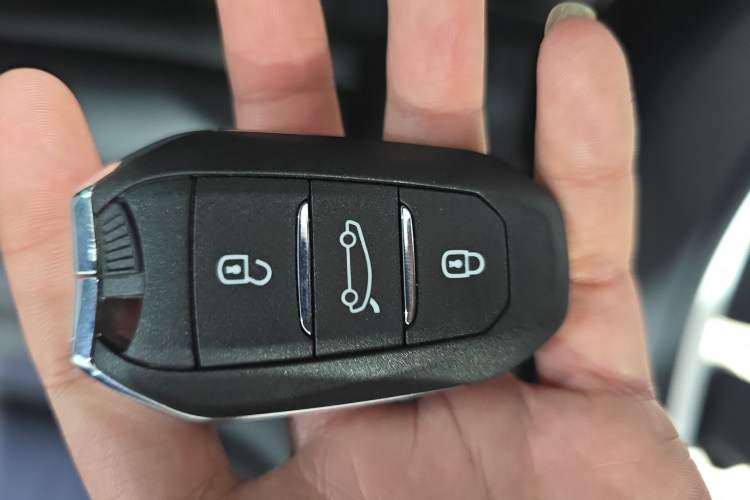 Used Citroen C5 X 2021 1.6T Enjoy the Extraordinary Vehicle Key