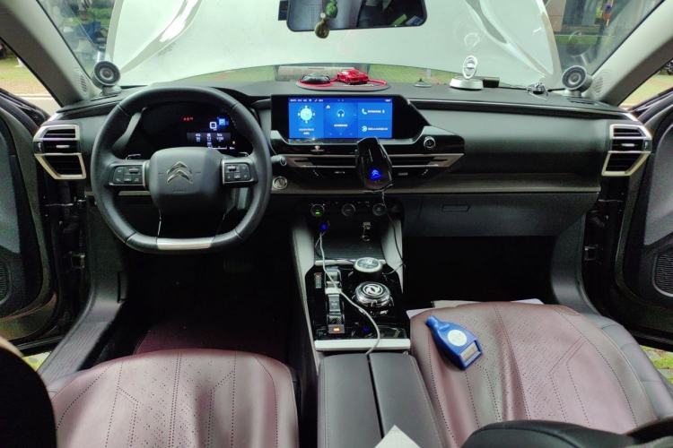 Used Citroen C5 X 2022 1.6T Xiang Bufan – Year of the Tiger New Beginnings Edition Center Console