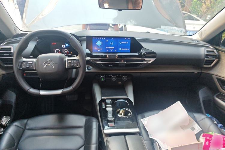 Used Citroen C5 X 2022 1.6T Xiang Bufan – Year of the Tiger New Beginnings Edition Center Console