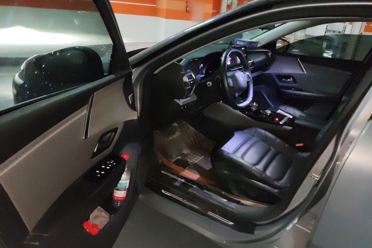 Used Citroen C5 X 2022 1.6T Extraordinary Style—Year of the Tiger New-Year Special Edition Driver Seat