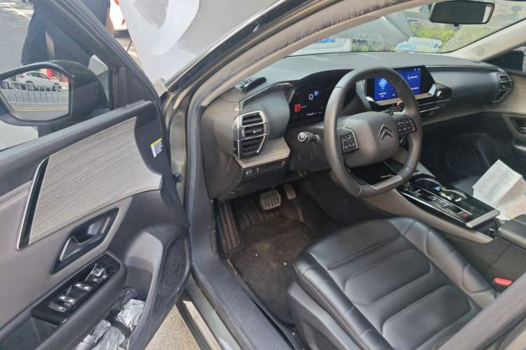 Used Citroen C5 X 2022 1.6T Xiang Bufan – Year of the Tiger New Beginnings Edition Driver Seat