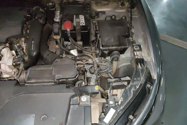 Used Citroen C5 X 2022 1.6T Extraordinary Style—Year of the Tiger New-Year Special Edition Engine Bay Left