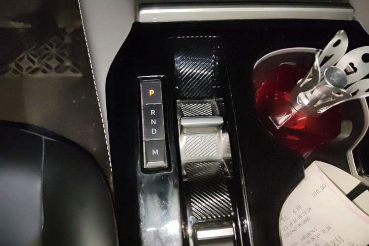 Used Citroen C5 X 2022 1.6T Extraordinary Style—Year of the Tiger New-Year Special Edition Gear Lever