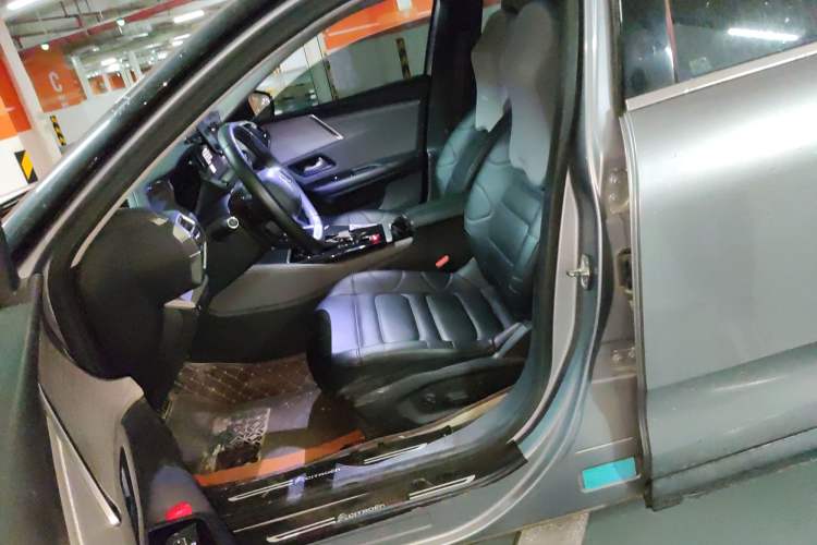Used Citroen C5 X 2022 1.6T Extraordinary Style—Year of the Tiger New-Year Special Edition Left Front Seat