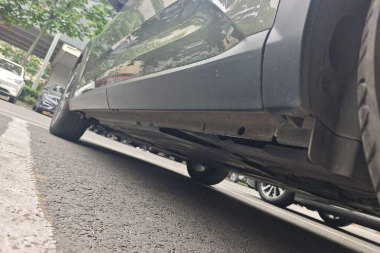 Used Citroen C5 X 2022 1.6T Xiang Bufan – Year of the Tiger New Beginnings Edition Left Side Sill