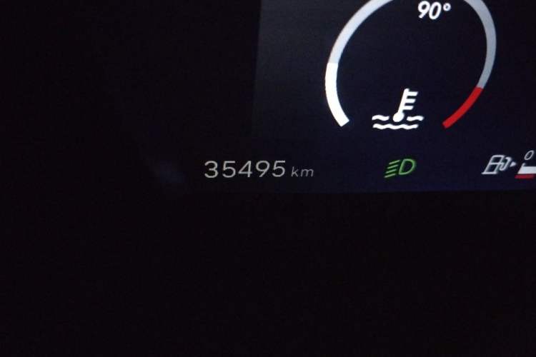 Used Citroen C5 X 2022 1.6T Xiang Bufan – Year of the Tiger New Beginnings Edition Odometer Close Up