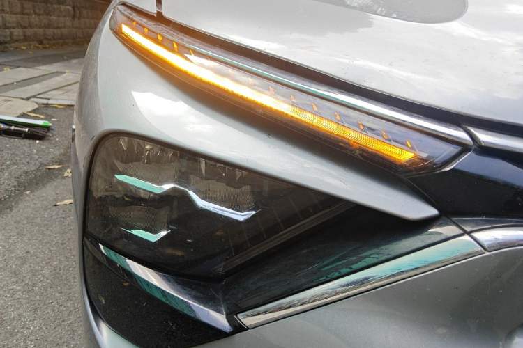 Used Citroen C5 X 2022 1.6T Xiang Bufan – Year of the Tiger New Beginnings Edition Right Front Headlight