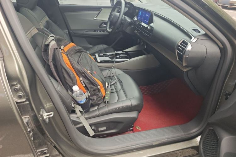 Used Citroen C5 X 2022 1.6T Xiang Bufan – Year of the Tiger New Beginnings Edition Right Front Seat