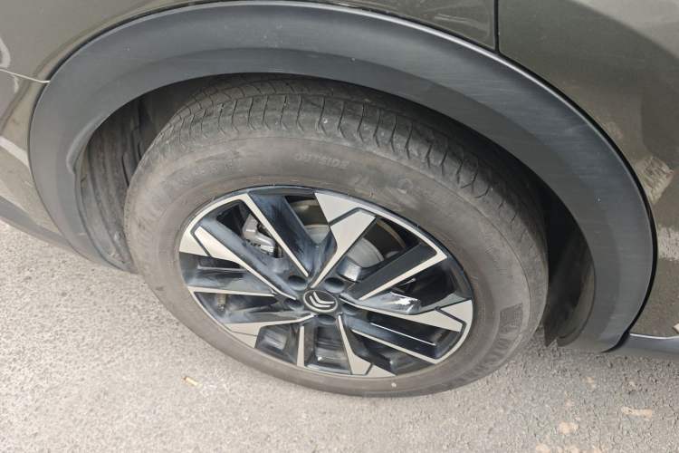 Used Citroen C5 X 2022 1.6T Xiang Bufan – Year of the Tiger New Beginnings Edition Right Rear Wheel Hub