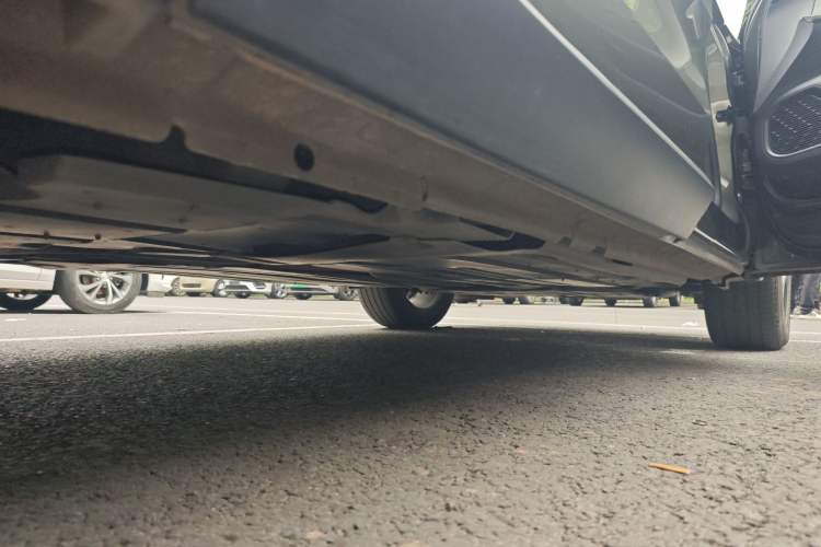 Used Citroen C5 X 2022 1.6T Xiang Bufan – Year of the Tiger New Beginnings Edition Right Side Sill