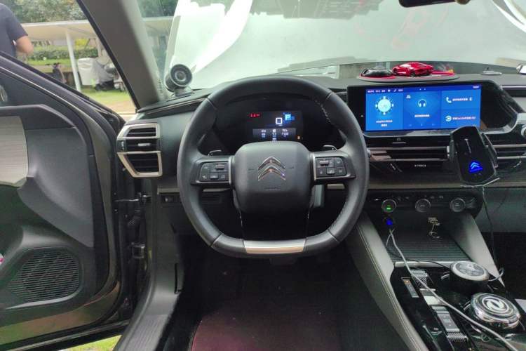 Used Citroen C5 X 2022 1.6T Xiang Bufan – Year of the Tiger New Beginnings Edition Steering Wheel