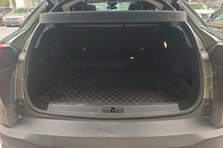 Used Citroen C5 X 2022 1.6T Xiang Bufan – Year of the Tiger New Beginnings Edition Trunk