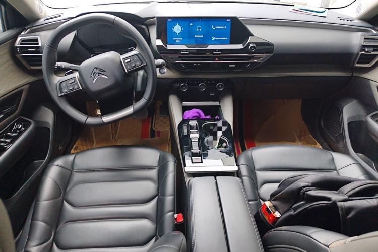 Used Citroen C5 X 2022 1.6T Xiang Bufan – Year of the Tiger New Beginnings Edition Center Console