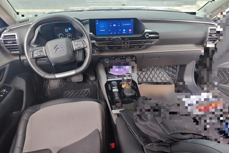 Used Citroen C5 X 2022 1.6T Xiang Bufan – Year of the Tiger New Beginnings Edition Center Console