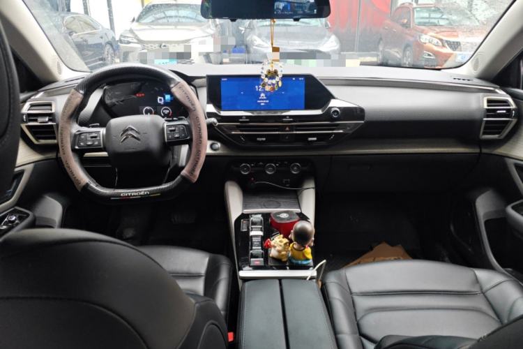 Used Citroen C5 X 2022 1.6T Xiang Bufan – Year of the Tiger New Beginnings Edition Center Console