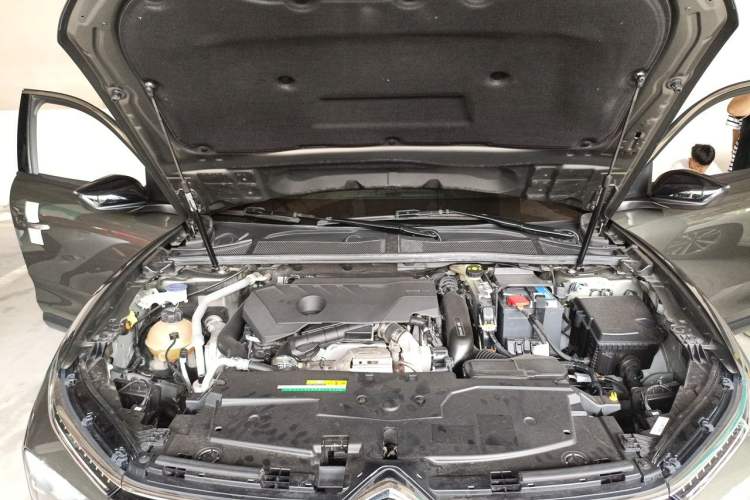 Used Citroen C5 X 2022 1.6T Xiang Bufan – Year of the Tiger New Beginnings Edition Engine Bay