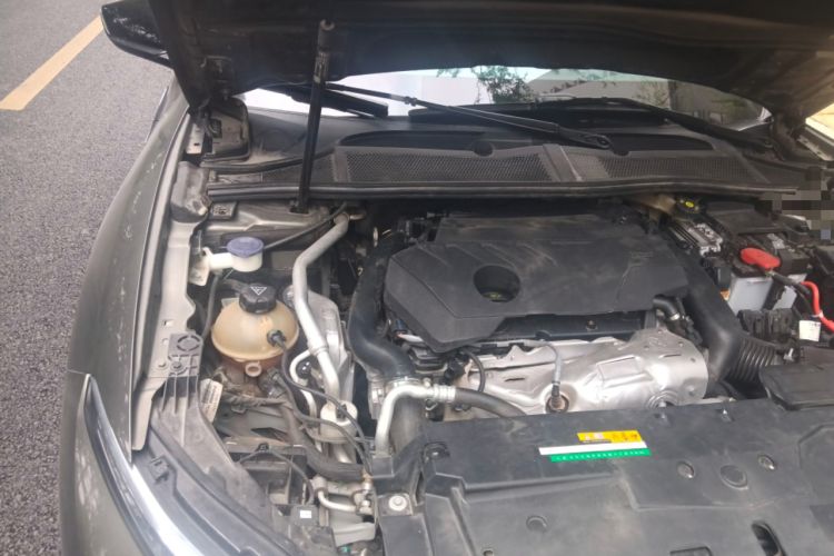 Used Citroen C5 X 2022 1.6T Extraordinary Style—Year of the Tiger New-Year Special Edition Engine Bay Right