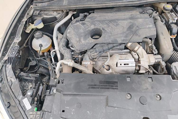 Used Citroen C5 X 2022 1.6T Xiang Bufan – Year of the Tiger New Beginnings Edition Engine Bay Right