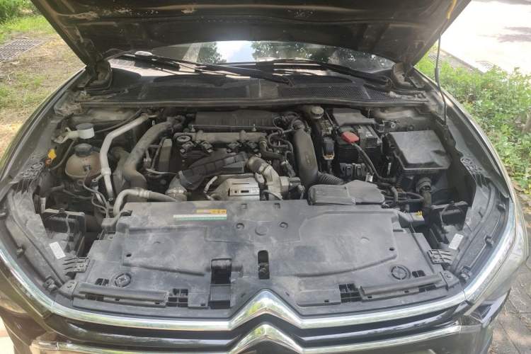 Used Citroen C5 X 2022 1.6T Xiang Bufan – Year of the Tiger New Beginnings Edition Engine Bay
