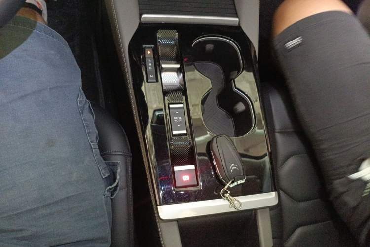 Used Citroen C5 X 2022 1.6T Xiang Bufan – Year of the Tiger New Beginnings Edition Gear Lever