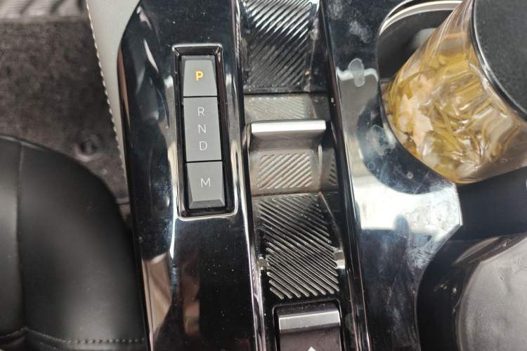 Used Citroen C5 X 2022 1.6T Xiang Bufan – Year of the Tiger New Beginnings Edition Gear Lever