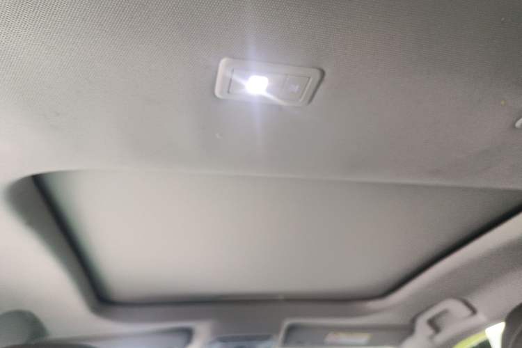 Used Citroen C5 X 2022 1.6T Xiang Bufan – Year of the Tiger New Beginnings Edition Headliner