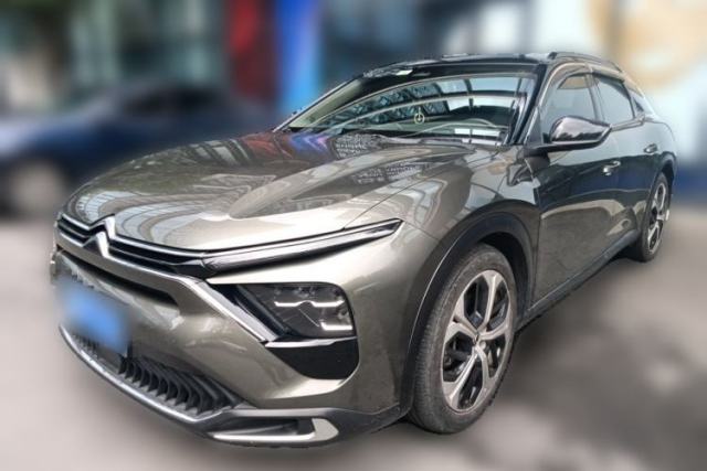 Ojetý Citroen C5 X 2022 1.6T Xiang Bufan – Year of the Tiger New Beginnings Edition