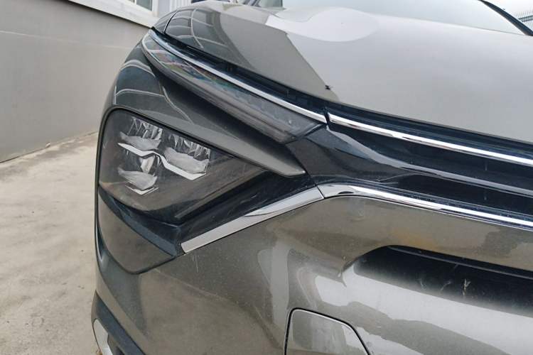 Used Citroen C5 X 2022 1.6T Xiang Bufan – Year of the Tiger New Beginnings Edition Right Front Headlight
