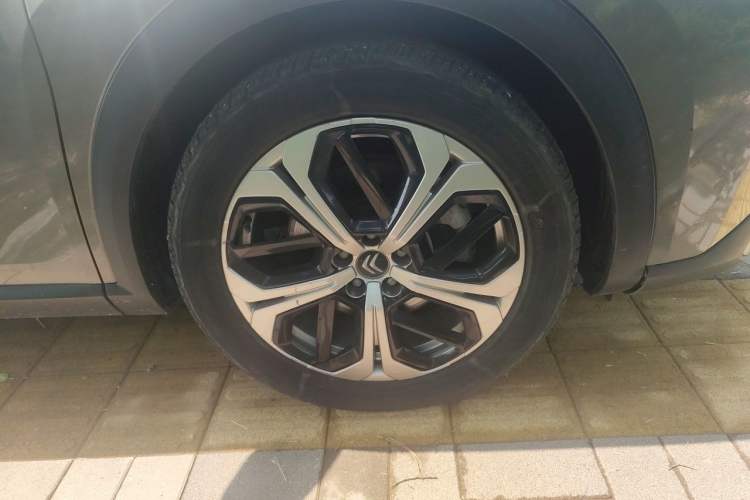 Used Citroen C5 X 2022 1.6T Xiang Bufan – Year of the Tiger New Beginnings Edition Right Front Wheel Hub
