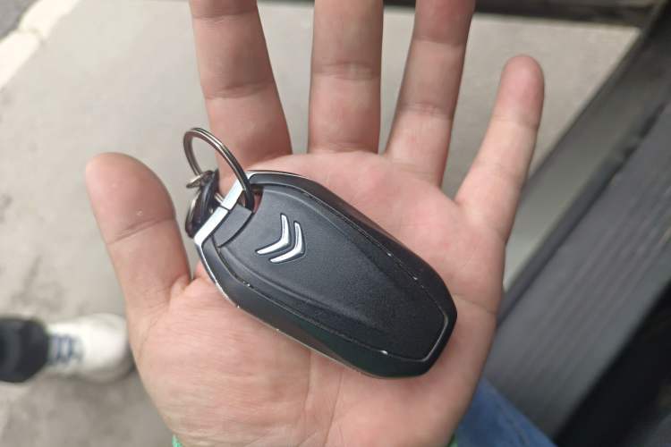 Used Citroen C5 X 2022 1.6T Xiang Bufan – Year of the Tiger New Beginnings Edition Vehicle Key