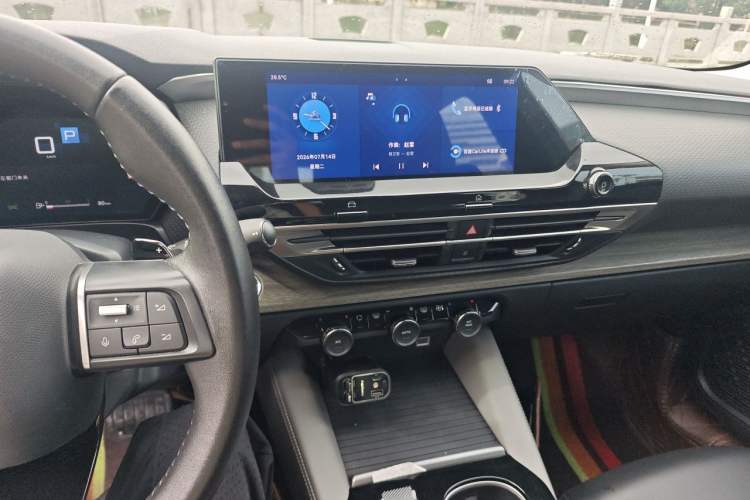 Used Citroen C5 X 2022 1.6T Xiang Bufan – Year of the Tiger New Beginnings Edition Audio And AC Panel