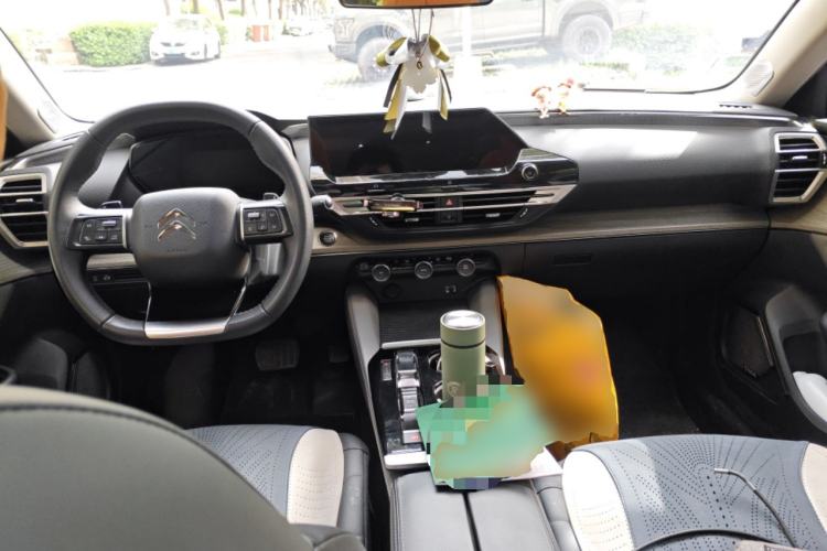 Used Citroen C5 X 2022 1.6T Xiang Bufan – Year of the Tiger New Beginnings Edition Center Console