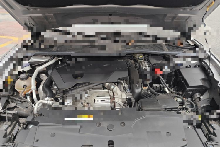 Used Citroen C5 X 2022 1.6T Extraordinary Style—Year of the Tiger New-Year Special Edition Engine Bay
