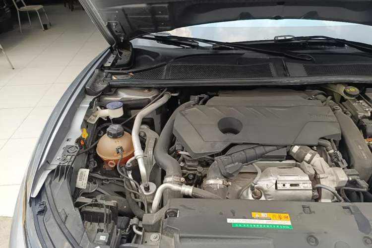 Used Citroen C5 X 2022 1.6T Extraordinary Style—Year of the Tiger New-Year Special Edition Engine Bay Right