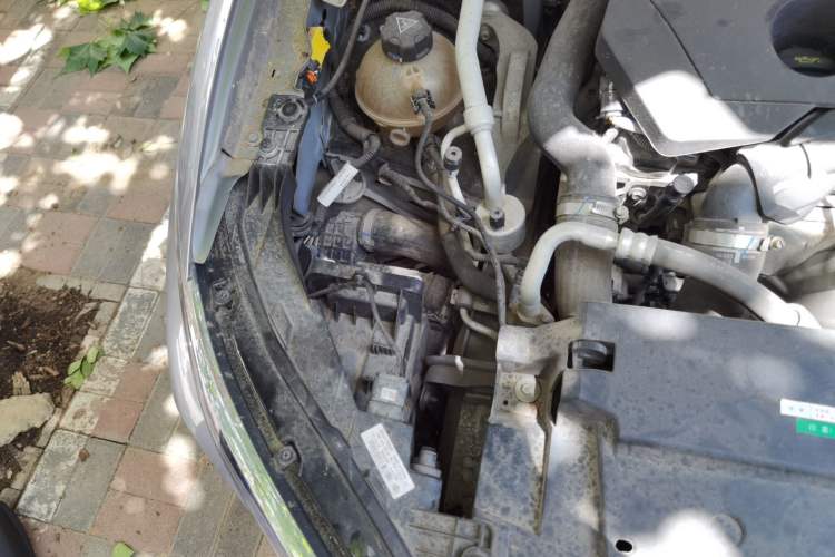 Used Citroen C5 X 2022 1.6T Xiang Bufan – Year of the Tiger New Beginnings Edition Engine Bay Right