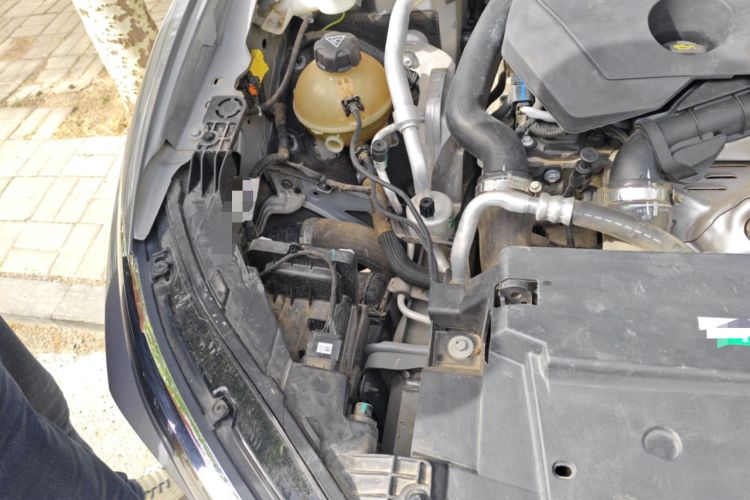 Used Citroen C5 X 2022 1.6T Xiang Bufan – Year of the Tiger New Beginnings Edition Engine Bay Right