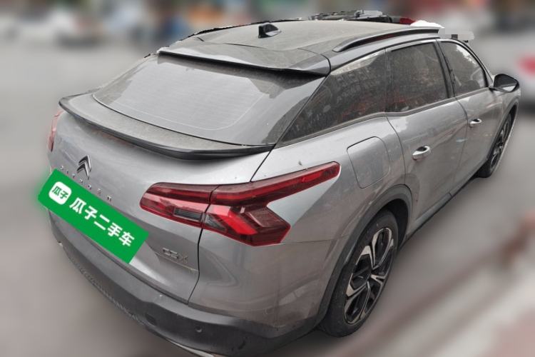 Used Citroen C5 X 2022 1.6T Extraordinary Style—Year of the Tiger New-Year Special Edition Exterior 5